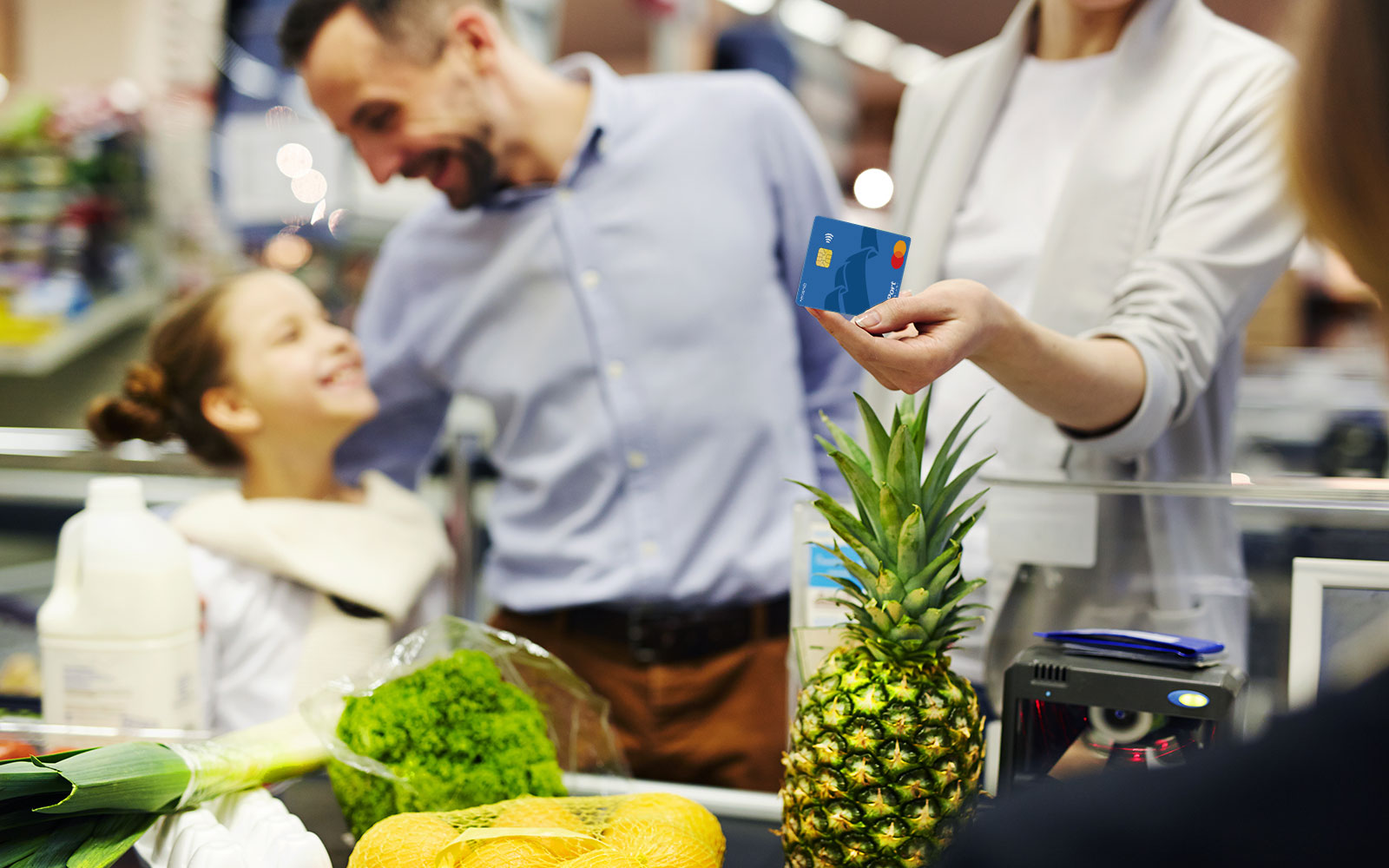 family grocery shopping with BayPort Rewards credit card